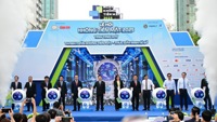 Phó Thủ tướng Hồ Đức Phớc dự khai mạc Lễ hội không tiền mặt