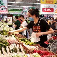 Thủ tướng Chính phủ yêu cầu tăng cường chấp hành quy định pháp luật về giá