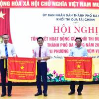 Đà Nẵng: 2 đơn vị ngành Tài chính nhận Cờ đơn vị dẫn đầu phong trào thi đua