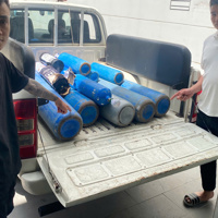 Buôn bán hàng cấm, 8 thanh niên bị khởi tố bắt tạm giam 