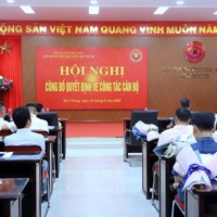 Tăng cường giáo dục chính trị, tư tưởng cho cán bộ, đảng viên