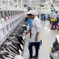 Bài học nào từ việc thúc đẩy sản xuất điện tử của Ấn Độ?