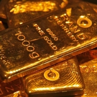 Có nên đầu tư vàng trong thời điểm giá vàng thế giới đang “phá luật”?
