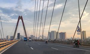 TP.Hà Nội, TP.HCM xứng danh 02 đầu tàu kinh tế