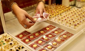 VIDEO: Giá vàng có xu hướng đi ngang trong ngày 4/6
