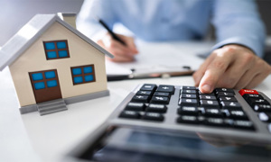 Siết quản lý thẩm định giá, thu hồi hàng loạt giấy chứng nhận