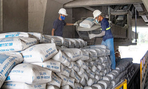 Yêu cầu các doanh nghiệp kê khai giá hàng hóa, dịch vụ xi măng