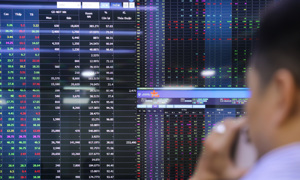 Đảo chiều bất thành, VN-Index lùi nhẹ cuối phiên