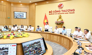 Đồng hành cùng chính quyền địa phương phục vụ tốt nhất người dân và doanh nghiệp