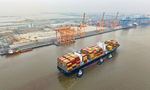 Cộng hưởng lợi thế sau hợp nhất tạo ra cực tăng trưởng đột phá