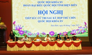 Bộ trưởng Bộ Tài chính Nguyễn Văn Thắng tiếp xúc cử tri tỉnh Điện Biên