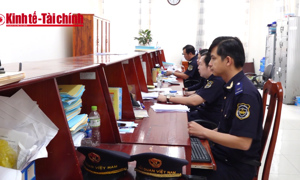 VIDEO: Nợ thuế hàng chục tỷ, doanh nghiệp ‘bốc hơi’: Hải quan mạnh tay cưỡng chế