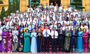 Chùm ảnh: Chủ tịch nước Lương Cường gặp mặt các đại biểu Hội Khuyến học tiêu biểu toàn quốc