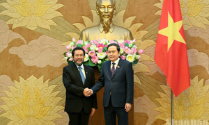 Chùm ảnh: Chủ tịch Quốc hội Trần Thanh Mẫn tiếp Phó Chủ tịch Thượng viện Indonesia