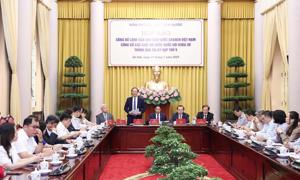 Luật Nhà giáo: Tôn vinh sự cống hiến, nâng cao trách nhiệm nghề nghiệp