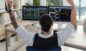 Dòng tiền nội nâng đỡ thị trường, VN-Index hướng tới mốc 1.480 điểm
