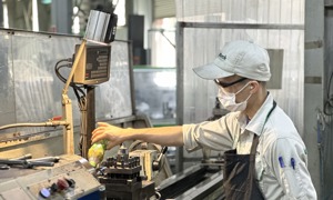Bài 3: Ngược sóng, ngược gió tìm kịch bản cho những tháng cuối năm