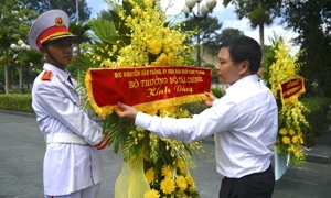 Ngành Tài chính phát huy truyền thống “Uống nước nhớ nguồn”