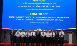 Thủ tướng Phạm Minh Chính chủ trì Hội nghị công bố Nghị quyết về Trung tâm tài chính quốc tế tại Việt Nam