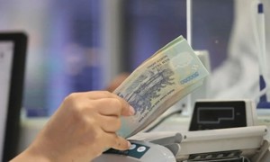 Chốt quyền ngày 04/8: có tới 11 doanh nghiệp chia cổ tức và thưởng khủng lên tới 70%