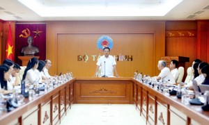 Sửa tổng thể Luật Đầu tư, khơi thông nguồn lực cho phát triển