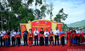 Chủ tịch Quốc hội Trần Thanh Mẫn dự Lễ khánh thành Nhà tưởng niệm Chủ tịch Tôn Đức Thắng