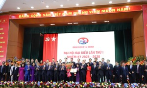 Bộ trưởng Nguyễn Văn Thắng giữ chức Bí thư Đảng ủy Bộ Tài chính nhiệm kỳ 2025-2030