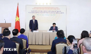 Tổng Bí thư Tô Lâm gặp gỡ cán bộ Đại sứ quán và đại diện cộng đồng người Việt Nam tại Belarus