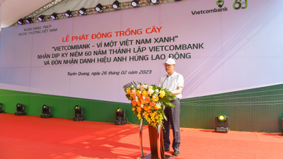 Vietcombank phát động chương trình trồng 60 nghìn cây xanh