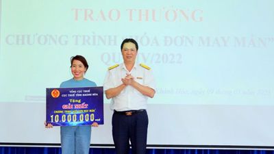 Cục Thuế tỉnh Khánh Hoà trao thưởng hóa đơn may mắn