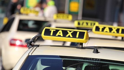 Hà Nội bỏ lệnh cấm taxi tại 9 tuyến đường