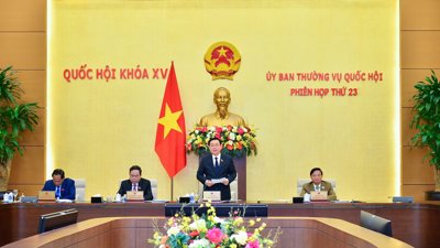 Khai mạc Phiên họp thường kỳ tháng 5 của Ủy ban Thường vụ Quốc hội