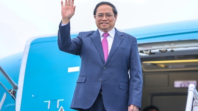 Thủ tướng Chính phủ Phạm Minh Chính lên đường dự Hội nghị Cấp cao ASEAN 42