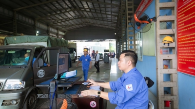 Đăng ký lịch kiểm định xe cơ giới bằng phần mềm để chống “cò mồi”