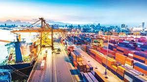 Kinh tế Việt Nam đối mặt với những cơn gió ngược bên ngoài