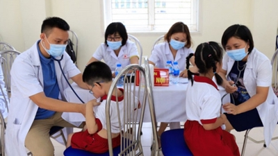 Được hưởng nhiều quyền lợi thiết thực khi tham gia BHYT học sinh, sinh viên
