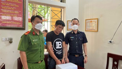 Hải quan Nghệ An phối hợp phá chuyên án, bắt đối tượng vận chuyển 18.000 viên ma túy tổng hợp