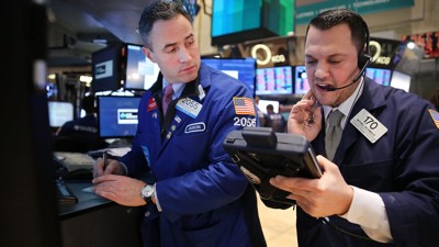 Dow Jones tăng sau quyết định của Fed