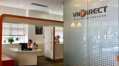 Hai sở giao dịch chứng khoán thông báo kết nối giao dịch trở lại với VNDirect
