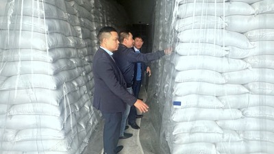 Khẩn trương triển khai mua 9.000 tấn gạo nhập kho dự trữ quốc gia