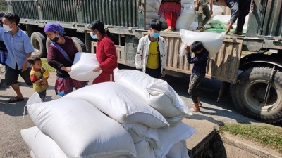 Xuất cấp hơn 1.832 tấn gạo cho 3 địa phương dịp giáp hạt 