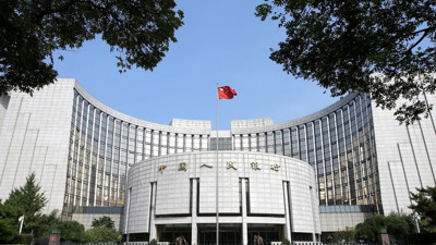 Trung Quốc cắt giảm lãi suất cơ bản để hỗ trợ nền kinh tế