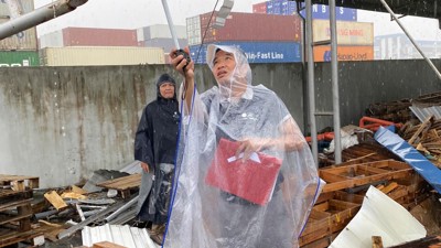 Bảo hiểm giảm áp lực tài chính và động viên tinh thần khách hàng sau thiên tai, rủi ro bất ngờ 