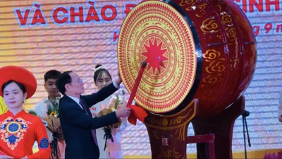 Trường Đại học Kinh doanh và Công nghệ Hà Nội tổ chức khai giảng năm học 2024-2025