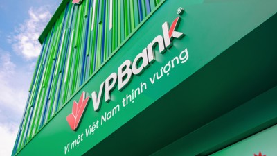 Lãnh đạo VPBank chi hơn 550 tỷ đồng mua thêm 30 triệu cổ phiếu VPB