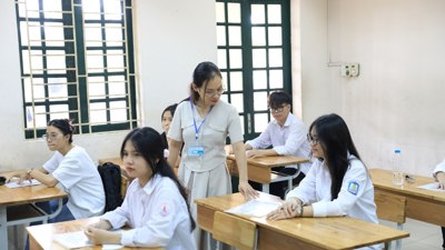 Giữ ổn định 65 hội đồng thi tốt nghiệp THPT năm 2025