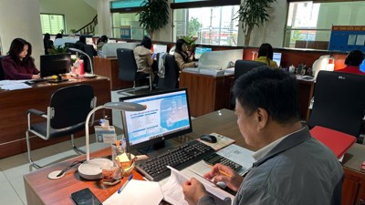 Kho bạc Nhà nước phối hợp với cơ quan thu để xử lý các chứng từ chi hoàn bongdaso dữ liệu nhập cá nhân