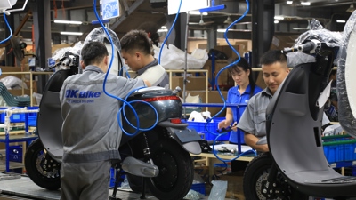 Tiếp tục nới chính sách tài khóa: Hàng nghìn tỷ đồng phí, lệ phí sắp được giảm