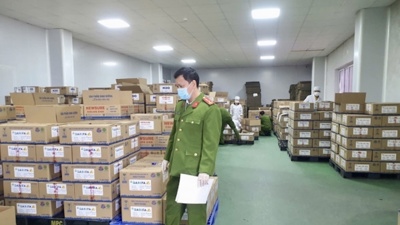 TP. Hồ Chí Minh: Nhiều ngành vào cuộc chống thuốc giả, sữa giả
