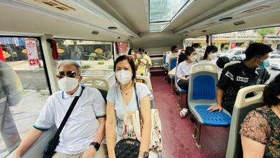 TP. Hồ Chí Minh: Người dân phải đeo khẩu trang khi tới bệnh viện